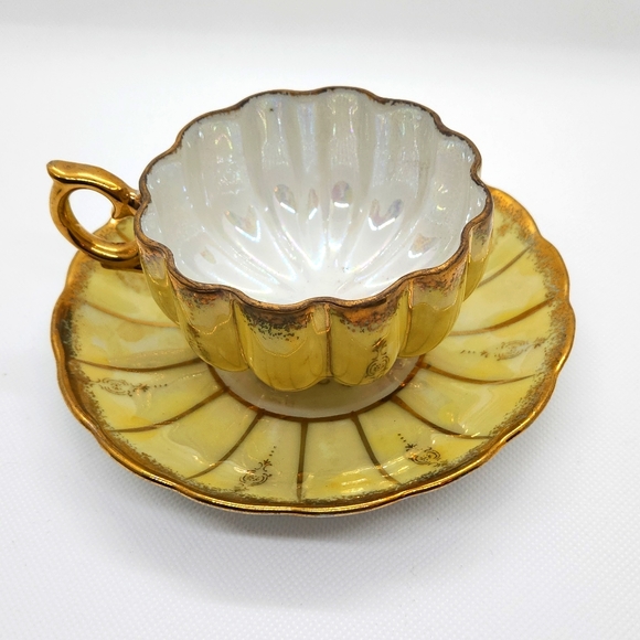 Vintage Royal Sealy Porcelain Yellow and Gold Lusterware 3 Footed Tea Cup,Saucer - Picture 3 of 6